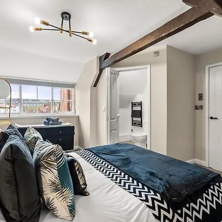 The Gatsby Luxury 3-bed Penthouse - Harbour Views * Whitby