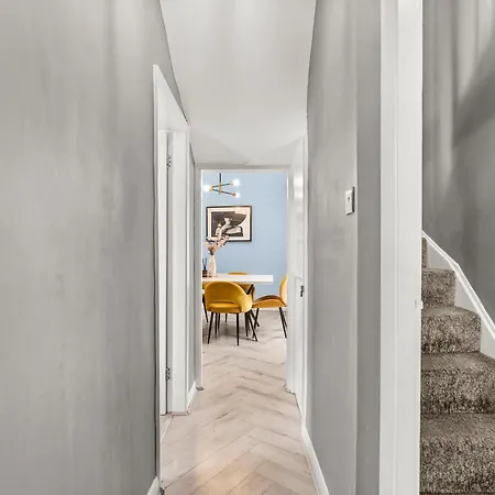 Vakantiehuis The Gatsby Luxury 3-bed Penthouse - Harbour Views Whitby